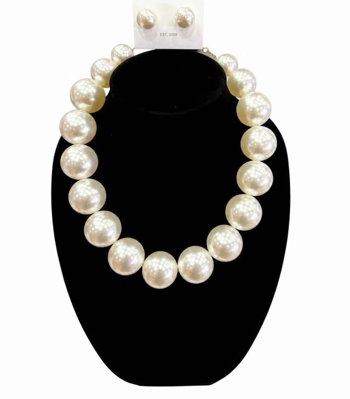 Pearl necklace